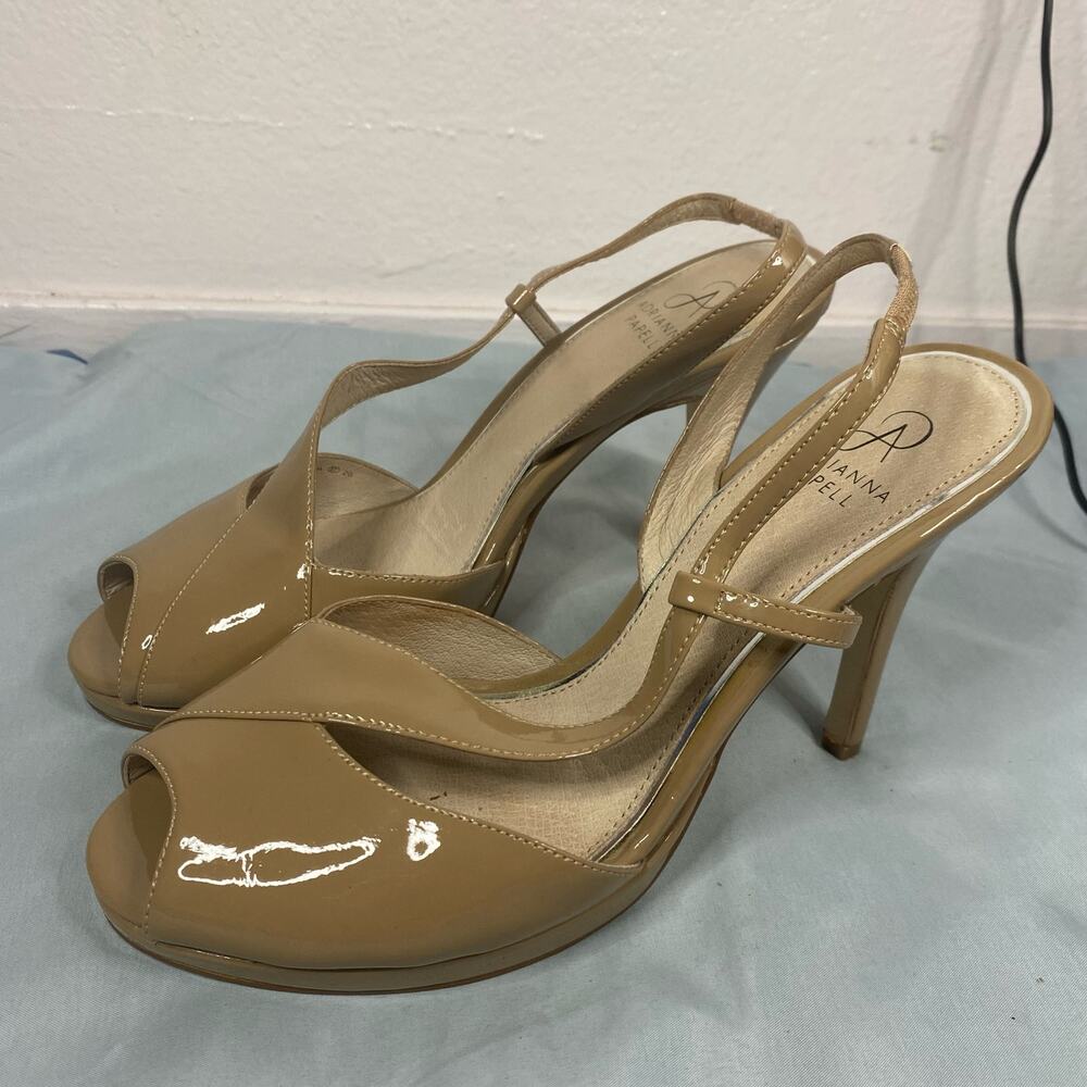Adrianna Papell Nude Leather Peep Toe Platform Heels Women’s Size 8.5